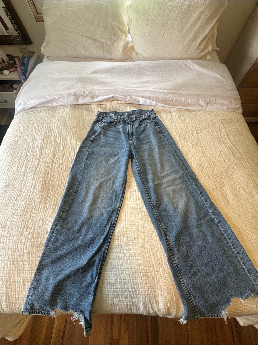 AE Wide Leg Distressed Blue Jeans - Women